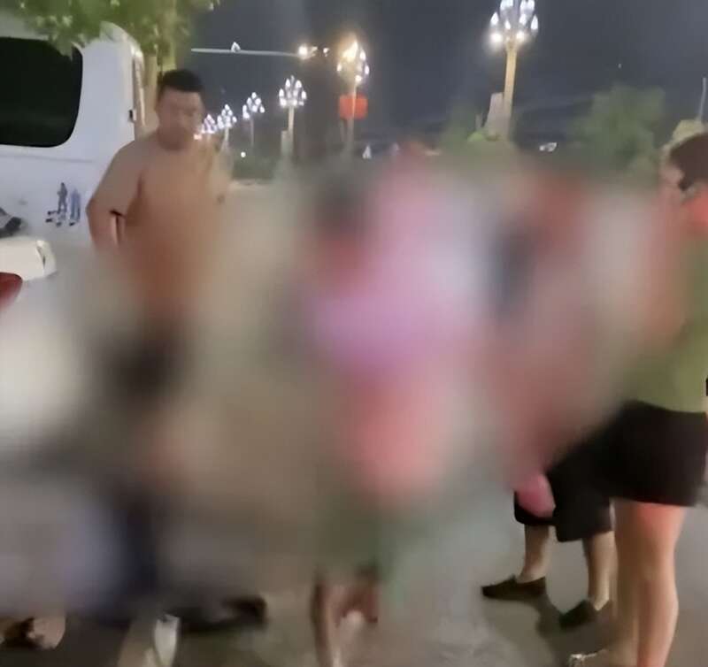 传男子带12岁女孩开房 警方:受害者不止一个(图)