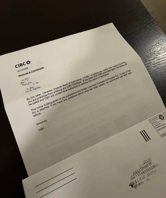 华人被吓傻了：连收银行三封信，马上关账户不准踏进银行半步