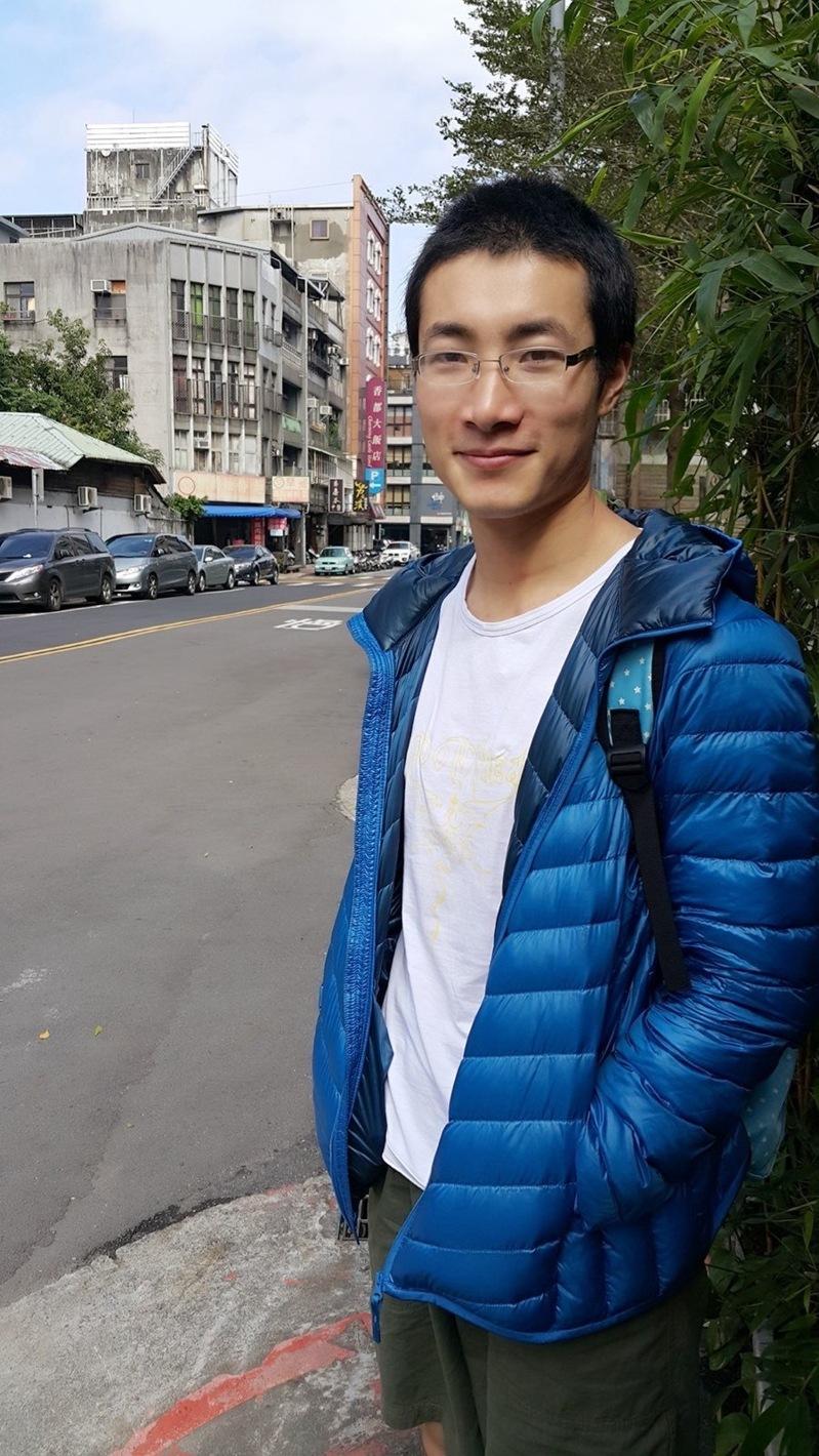 声援奏效 曾拍新疆集中营中国青年关恒 不用被遣送乌干达