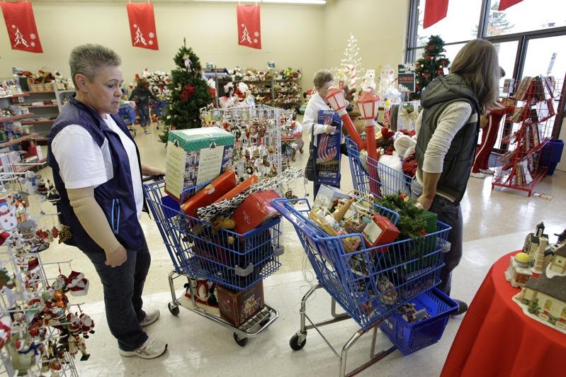 更多美国人买二手货当圣诞礼物 这些商品最受青睐