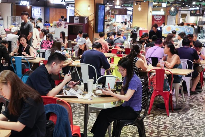 吃完饭后就想睡？营养师指这些用餐习惯最容易「饭后当机」