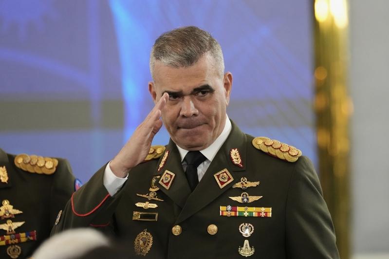 「美国践踏委内瑞拉主权」委国防长表态「动用一切力量」防卫