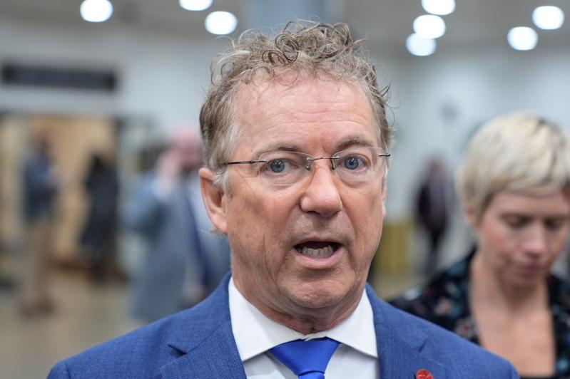 美参院通过程序性表决 限制川普对委内瑞拉再动武