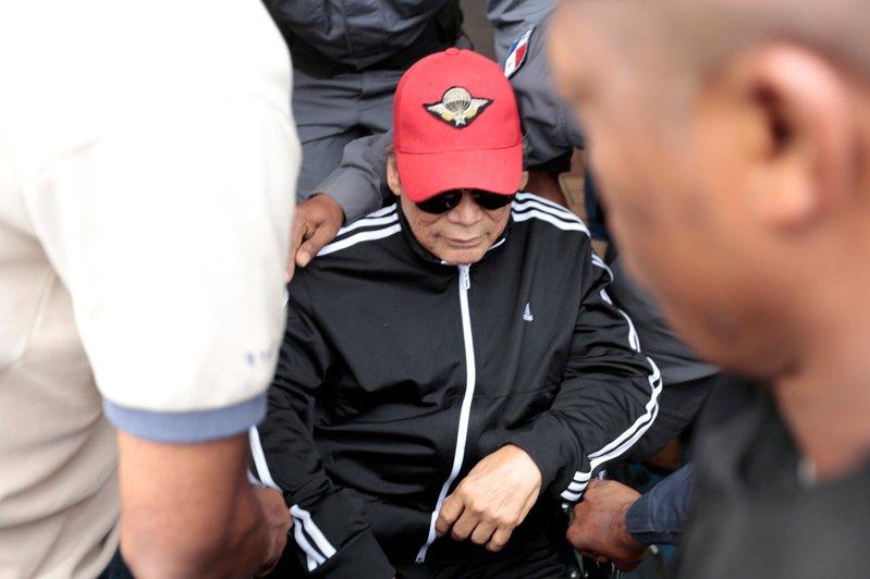 美出兵委内瑞拉掀入侵巴拿马比较 两大强人碰巧皆1/3落网