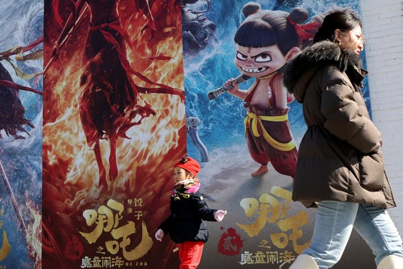 势不可挡 2025全球票房前两名都靠中国市场