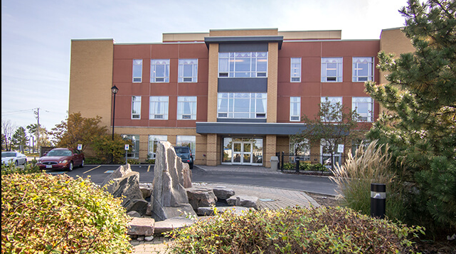 北约克养老院65岁华人住户多次性侵9旬老妇，可能长达数年之久