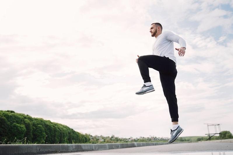 3生肖全年少病痛 属牛自律提升精神、他敢于调整生活型态