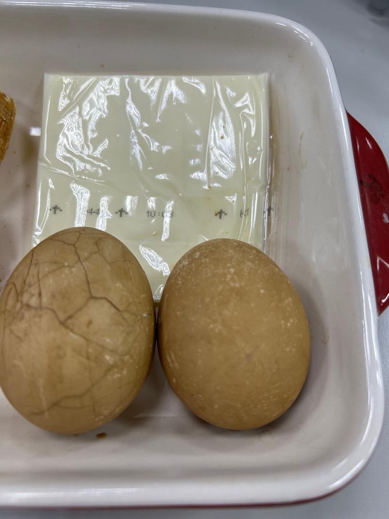 睡再久还是累 营养师：白天吃错食物了