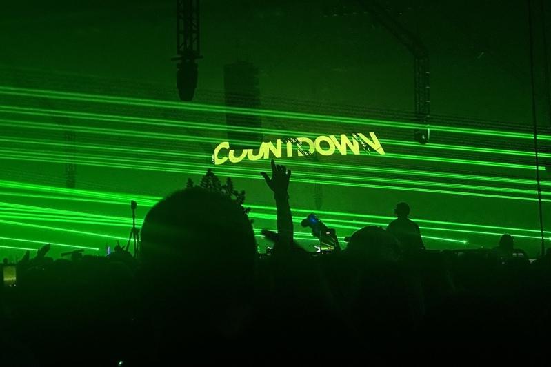 目睹跨年蹦迪吸大麻「嗨过头」 华人留学生吓傻